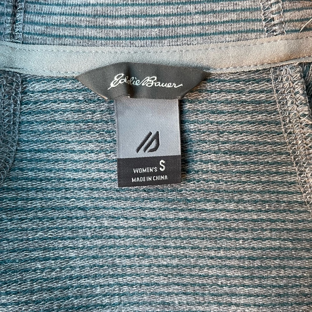 Women’s Eddie Bauer Snap Up Gray and Blue Jacket Size Small EUC - Picture 10 of 13